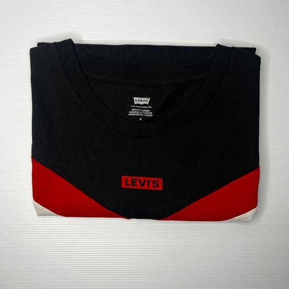 COPY - Levi's T-Shirt Mens Size Medium M V Style Logo Embroidered Short Sleeve … - Picture 2 of 6